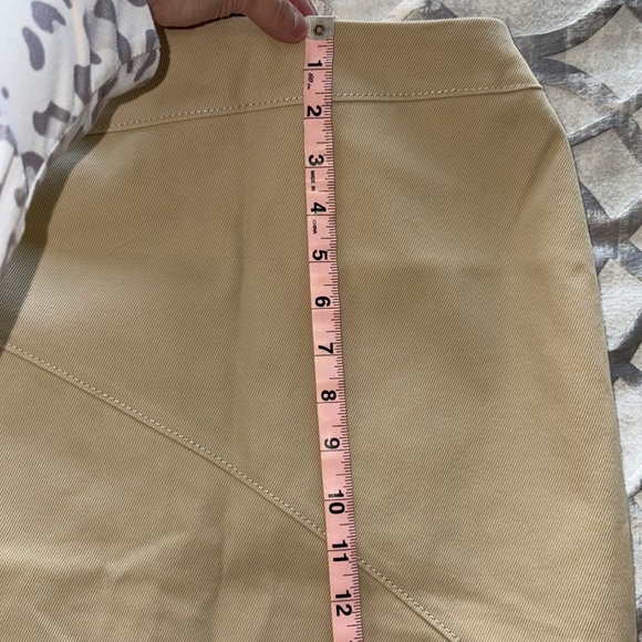 Authentic Valentino beige skirt size 6 - Picture 5 of 9